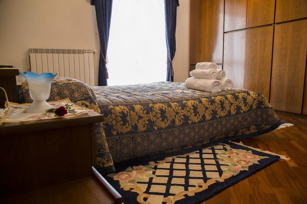 B&B Nuovo Paradiso Pescia Oda fotoğraf